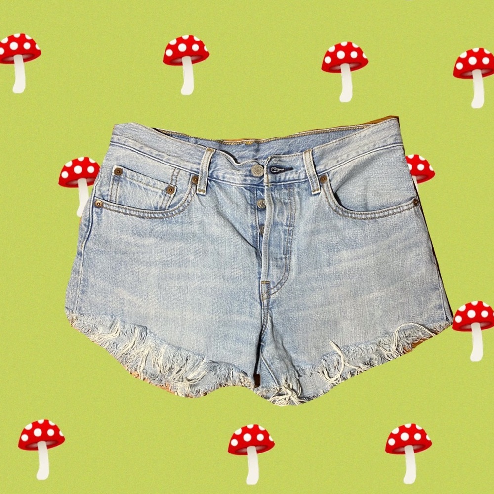 Levi’s shorts